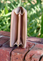 The Penelope Wallet