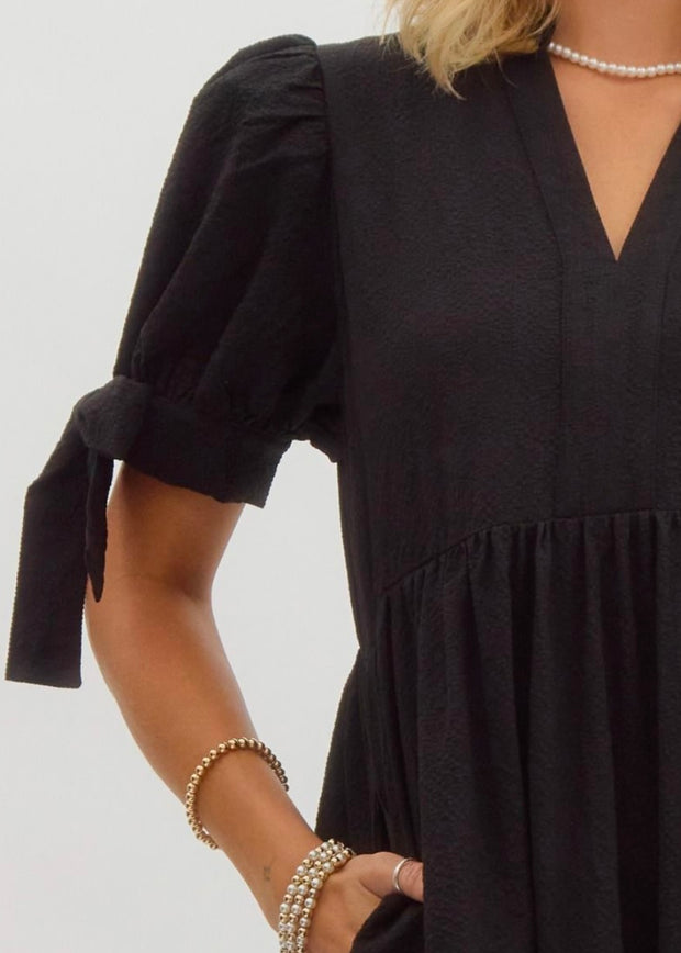 Solid Textured Tiered Midi Dress