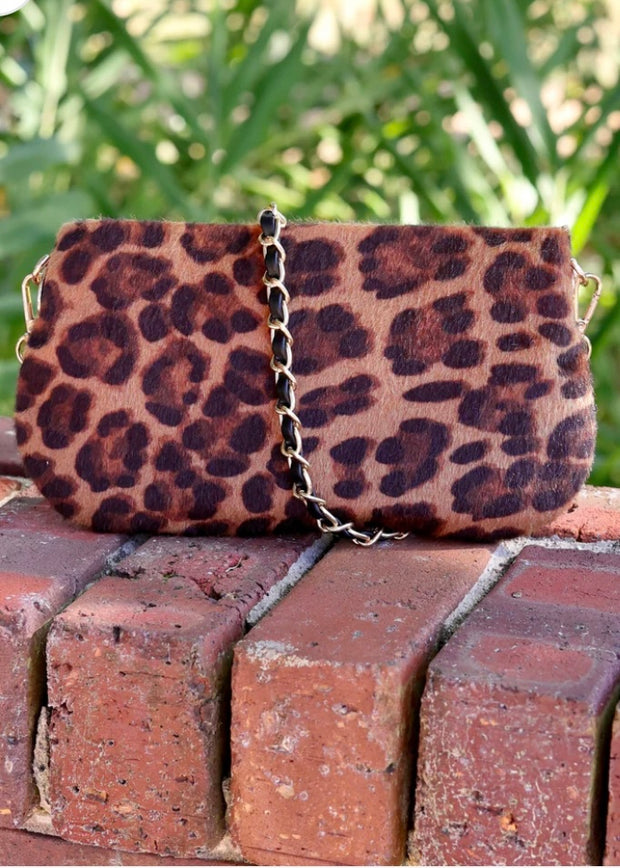 The Livi Crossbody