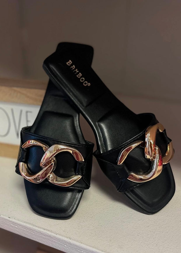 Deco Chain Slide Sandals