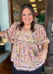Vintage Floral Top/Plus