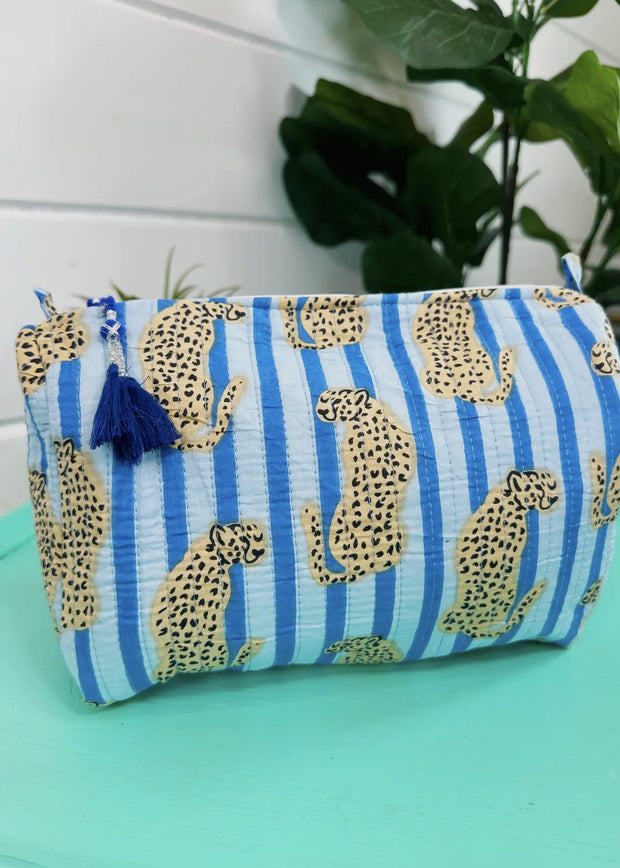 Quilted Cosmetics Bag/Blue Striped Jaguar