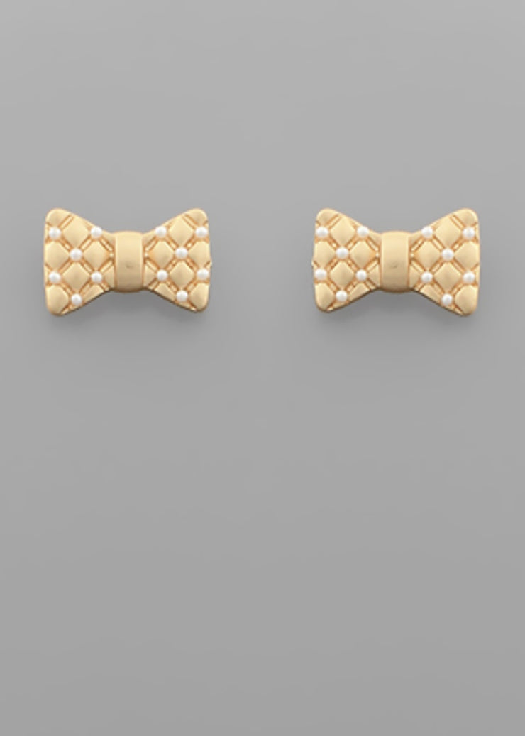 Quilted Ribbon Pearl Studs